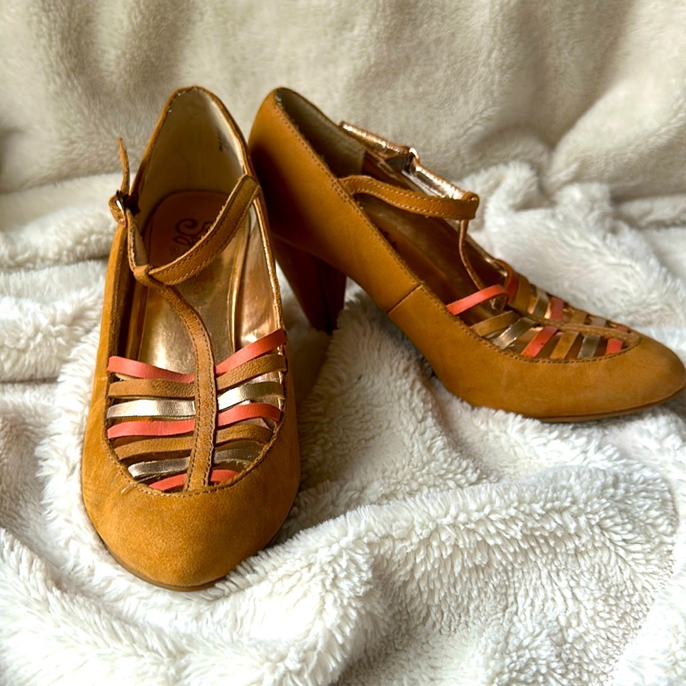 Seychelles T-strap Heels